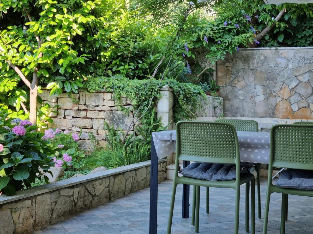 Tianri Apartment Korcula Town Bagian luar foto