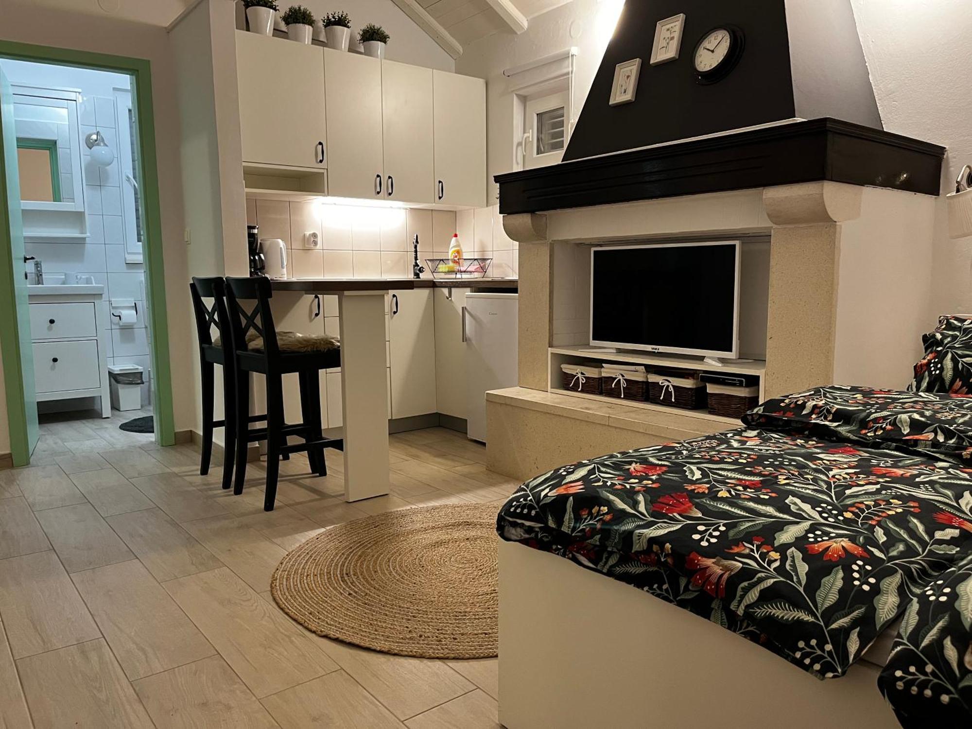 Tianri Apartment Korcula Town Bagian luar foto