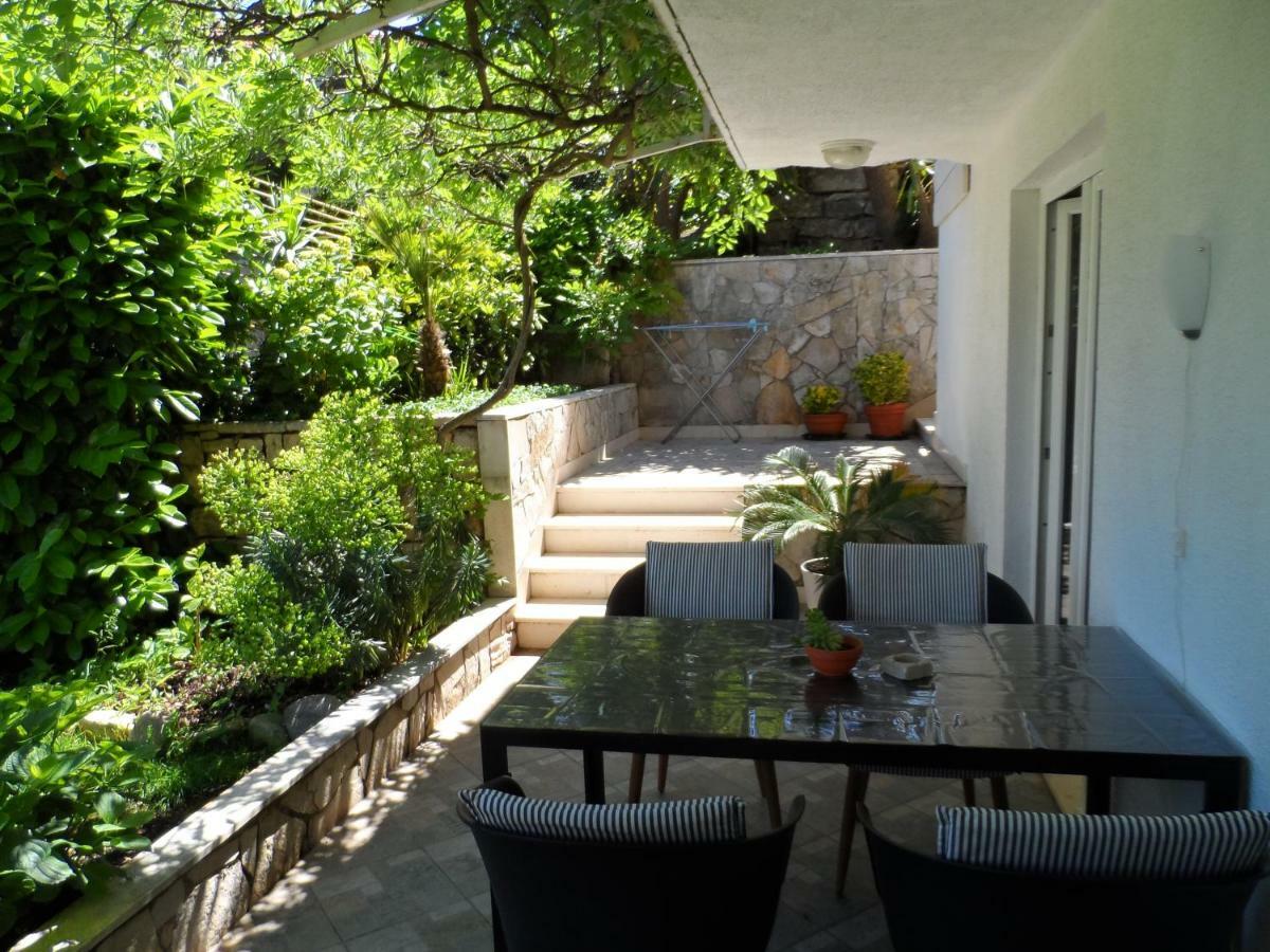 Tianri Apartment Korcula Town Bagian luar foto